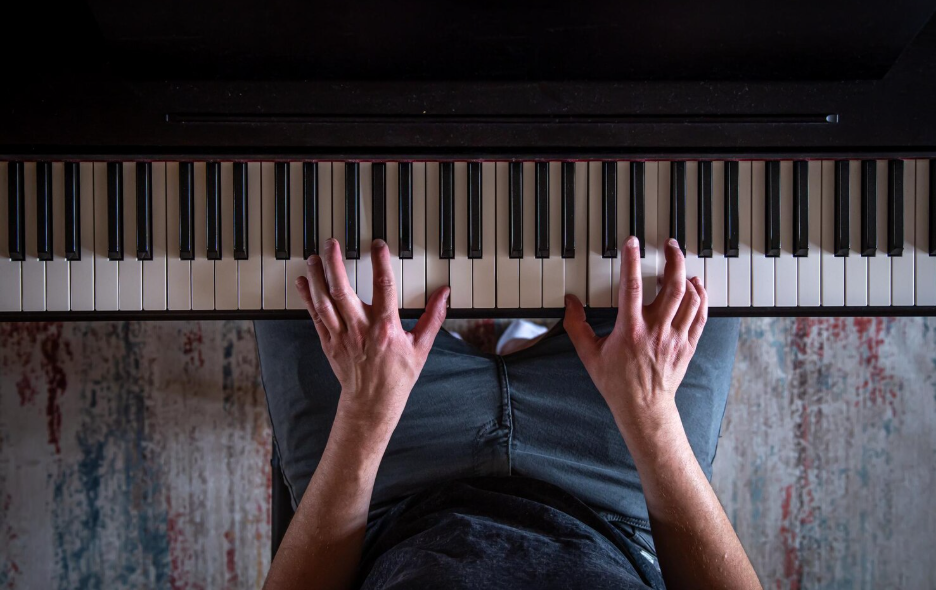 Nicolas Delahaye accordeur de piano à Reims (51) : Facteur de piano à Reims